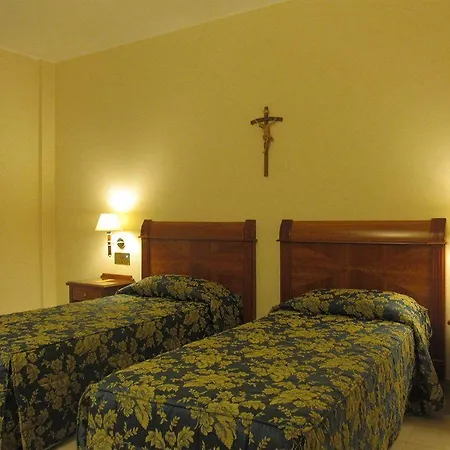 Centro Di Spiritualita Padre Pio Hotel 4*