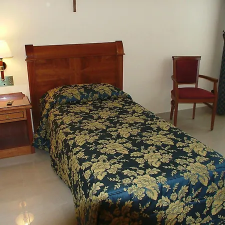 Centro Di Spiritualita Padre Pio Hotel 4*